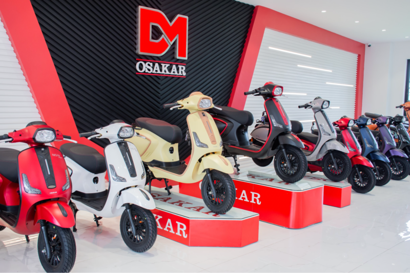 Liên hệ với đại lý của OSAKAR trên toàn quốc để được thay thế vỏ nhựa xe điện chính hãng