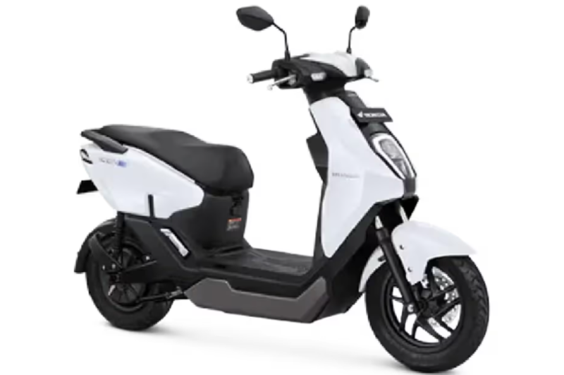 Honda ICON e với thiết kế trẻ trung, hiện đại trở thành lựa chọn hấp dẫn cho học sinh, sinh viên và người đi làm