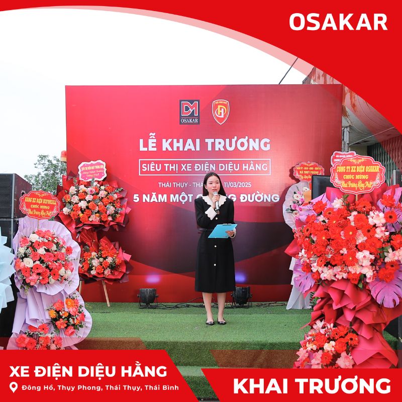Đại diện Công ty Xe điện OSAKAR - Bà Nghiêm Xuân Quỳnh phát biểu tại sự kiện