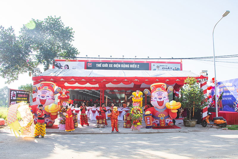 Liên hệ OSAKAR để được thay thế bình ắc quy chính hãng