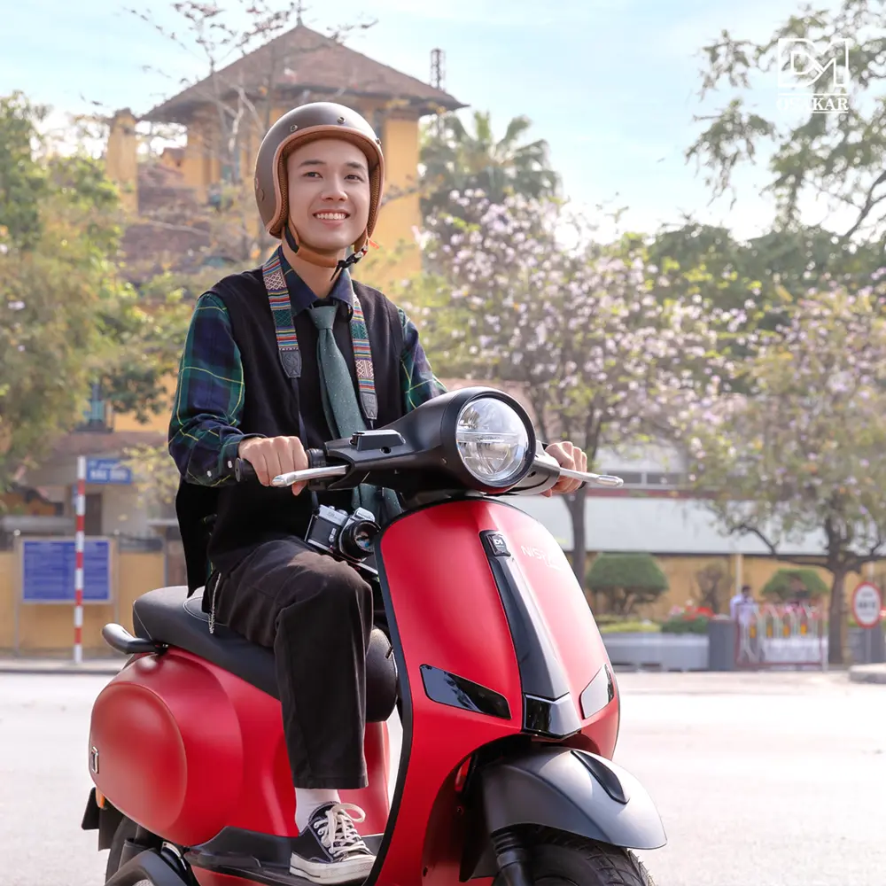 Hành vi điều khiển xe máy điện đi ngược chiều có thể khiến bạn bị phạt hành chính lên đến 6.000.000 đồng