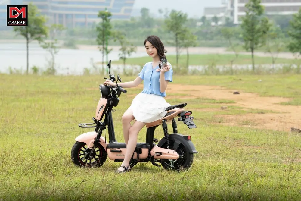 Mạnh mẽ, bền bỉ và tràn đầy năng lượng, OSAKAR X8 không chỉ giúp người điều khiển xe chinh phục mọi thử thách mà còn thể hiện trọn vẹn phong cách sống năng động