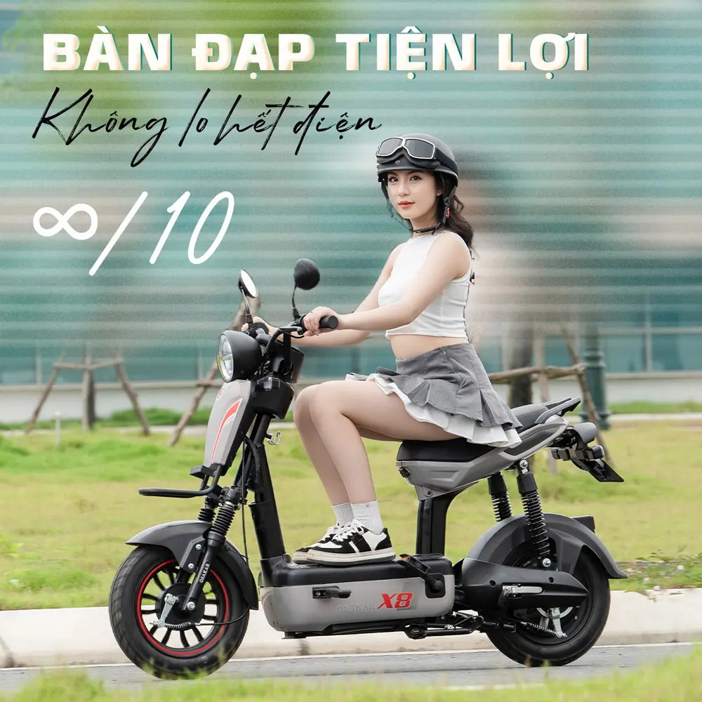 Ngoài ra mẫu xe còn sở hữu bàn đạp tiện lợi hỗ trợ người dùng dễ dàng di chuyển ngay cả khi xe hết điện