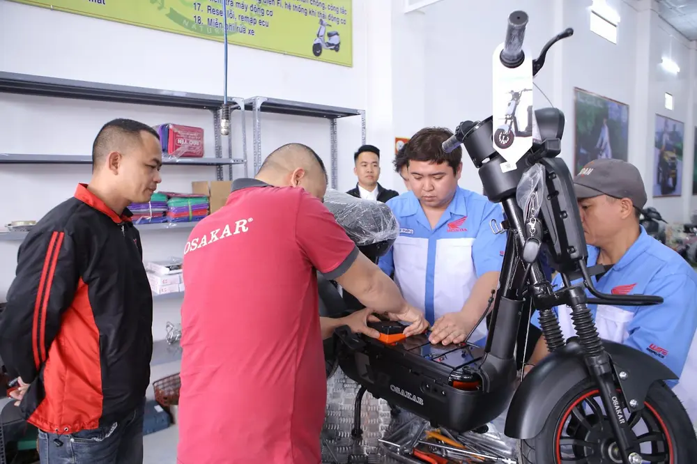 Xe điện OSAKAR mang đến trải nghiệm lái mượt mà, bền bỉ và an toàn trên mọi cung đường