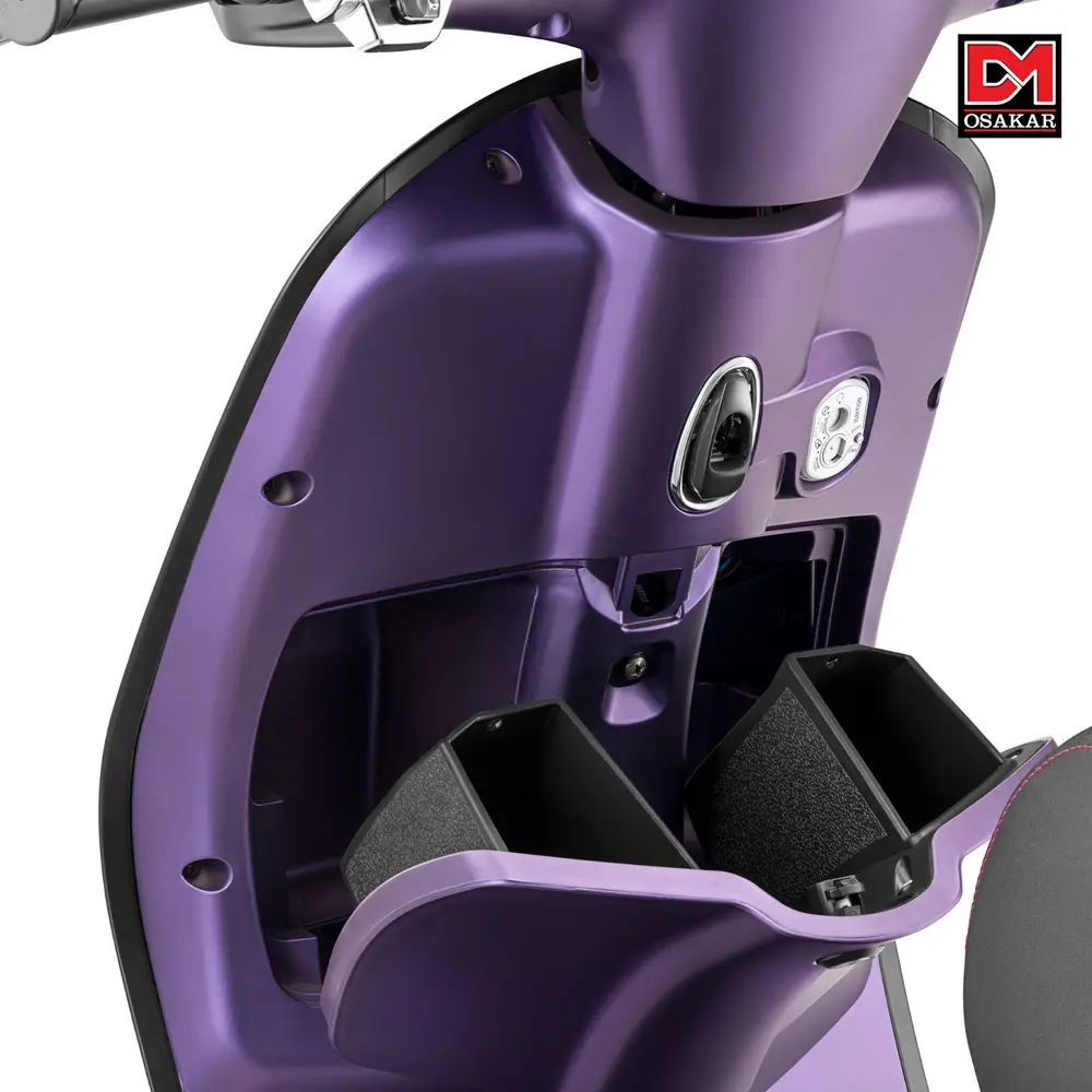 Xe điện OSAKAR Nispa Vera được trang bị 2 hộc đựng đồ phía trước rộng rãi